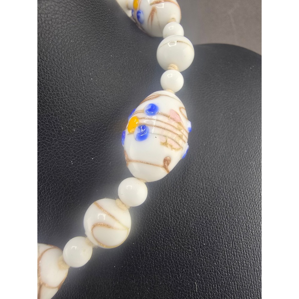 Vintage Japan Necklace White Hand Painted Floral Lampwork Glass Beaded 12in